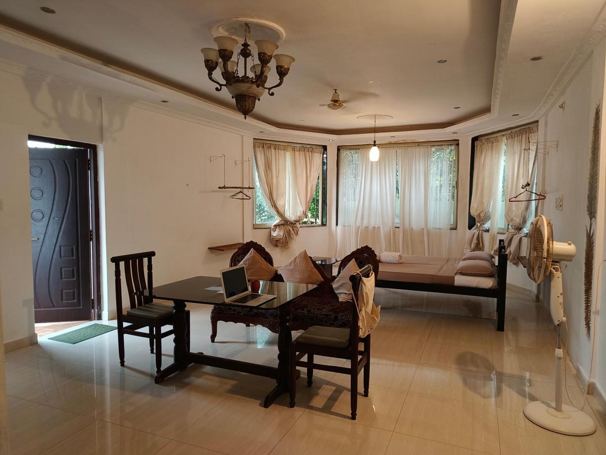 J-House, Spacious Apartments With Balconies, Thalassa 1Min Away Siolim Quarto foto